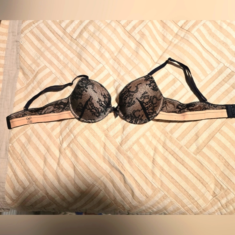 D&G(Dolce&Gabbana) bra. Size 36A